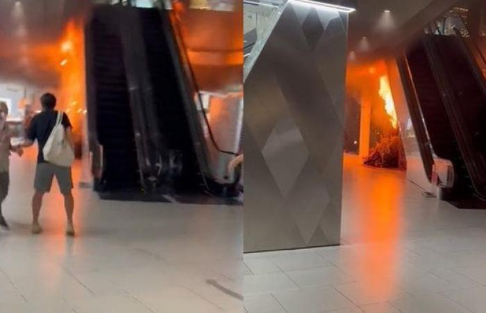 urgent! central world on fire The fire raged under the escalator and was finally under control.